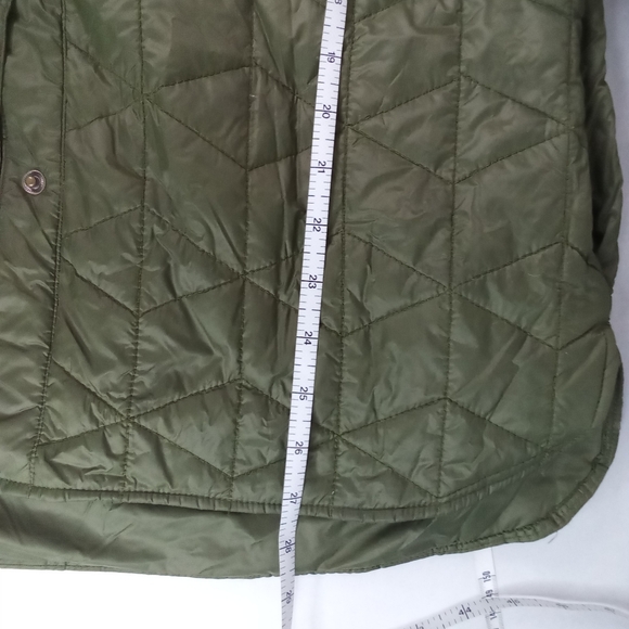 Carve Designs Evans Quilted Jacket Shacket Olive Size M - Picture 8 of 8